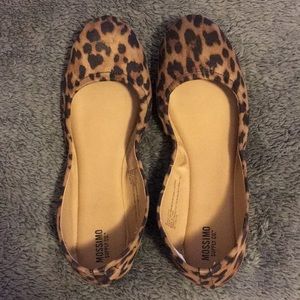 MOSSIMO LEOPARD PRINT BALLET FLATS